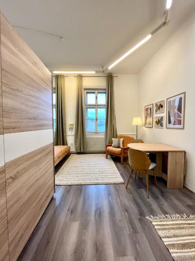 1 Bedroom Studio Close To Palmovka Praga Exterior foto